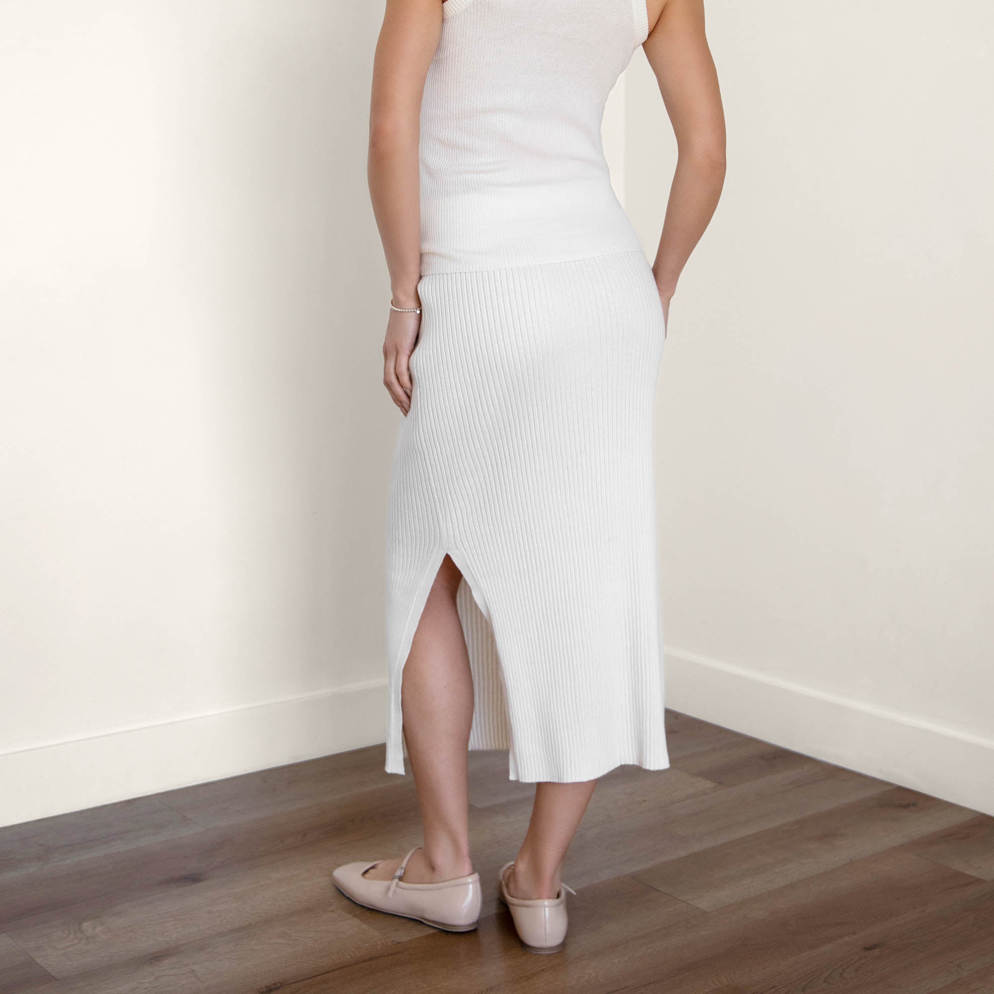 Womens | Mia Featherlight Cashmere Ribbed Midi Skirt | Ecru