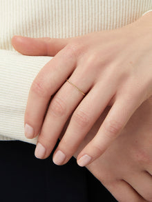 Twist Band Ring | 10K Solid Gold