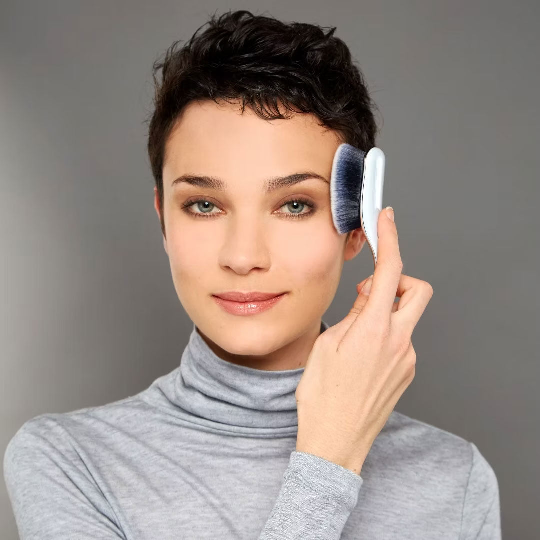 Digit Brush Oval 8 | Pearl