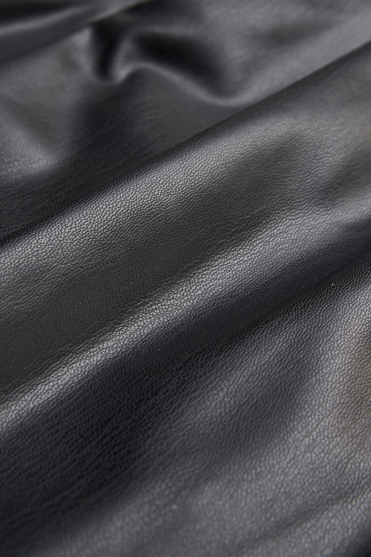 Halston | Rhia Gown In Faux Leather | Black