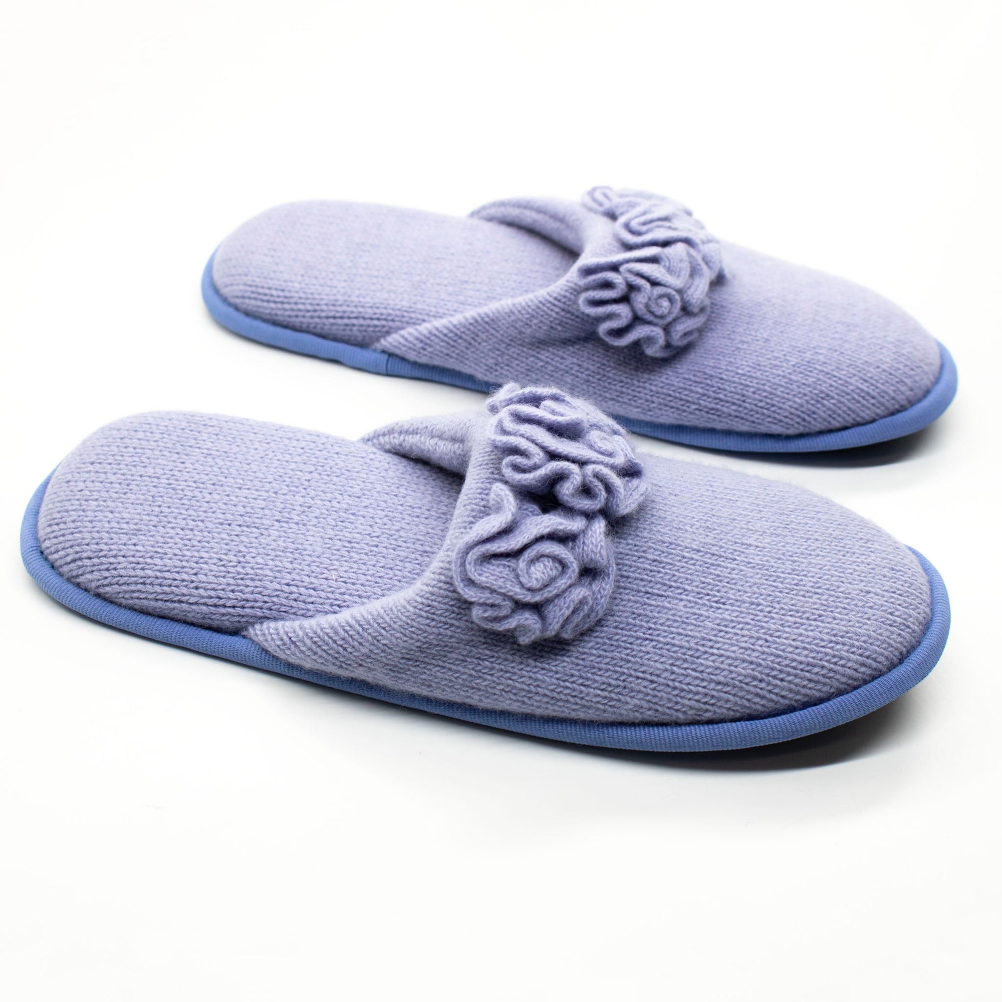 Cashmere Slippers With Flowers Accent | Periwinkle