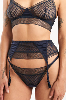 Bella Garter Belt | Midnight