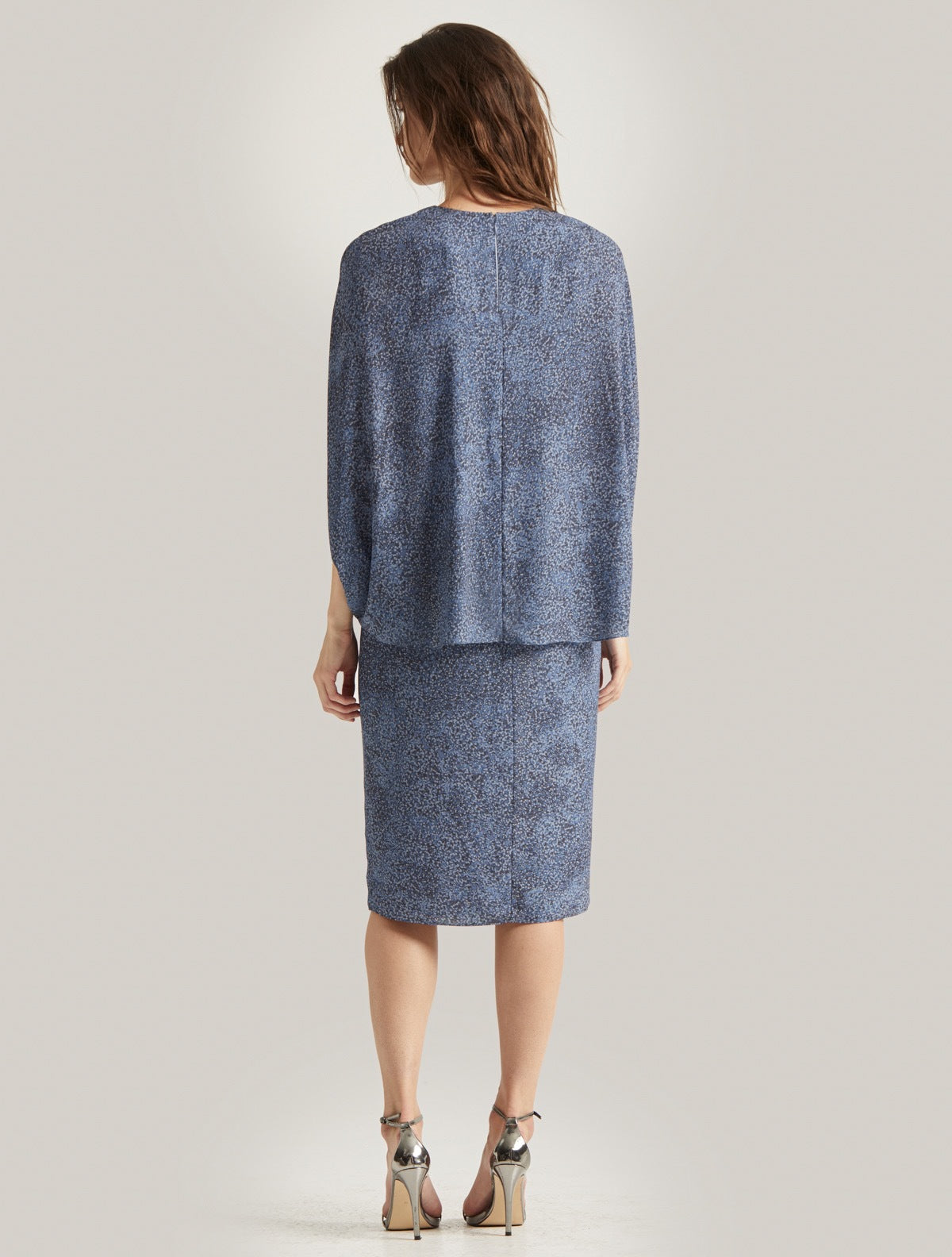 PRINTED DRAPED SLEEVE DRESS - Halston