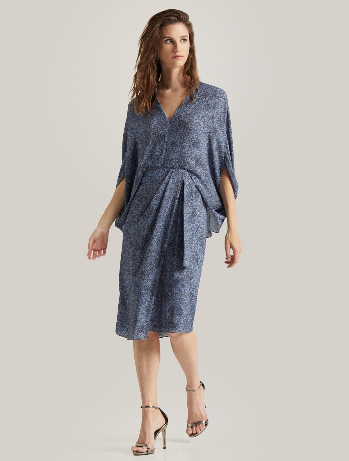 PRINTED DRAPED SLEEVE DRESS - Halston