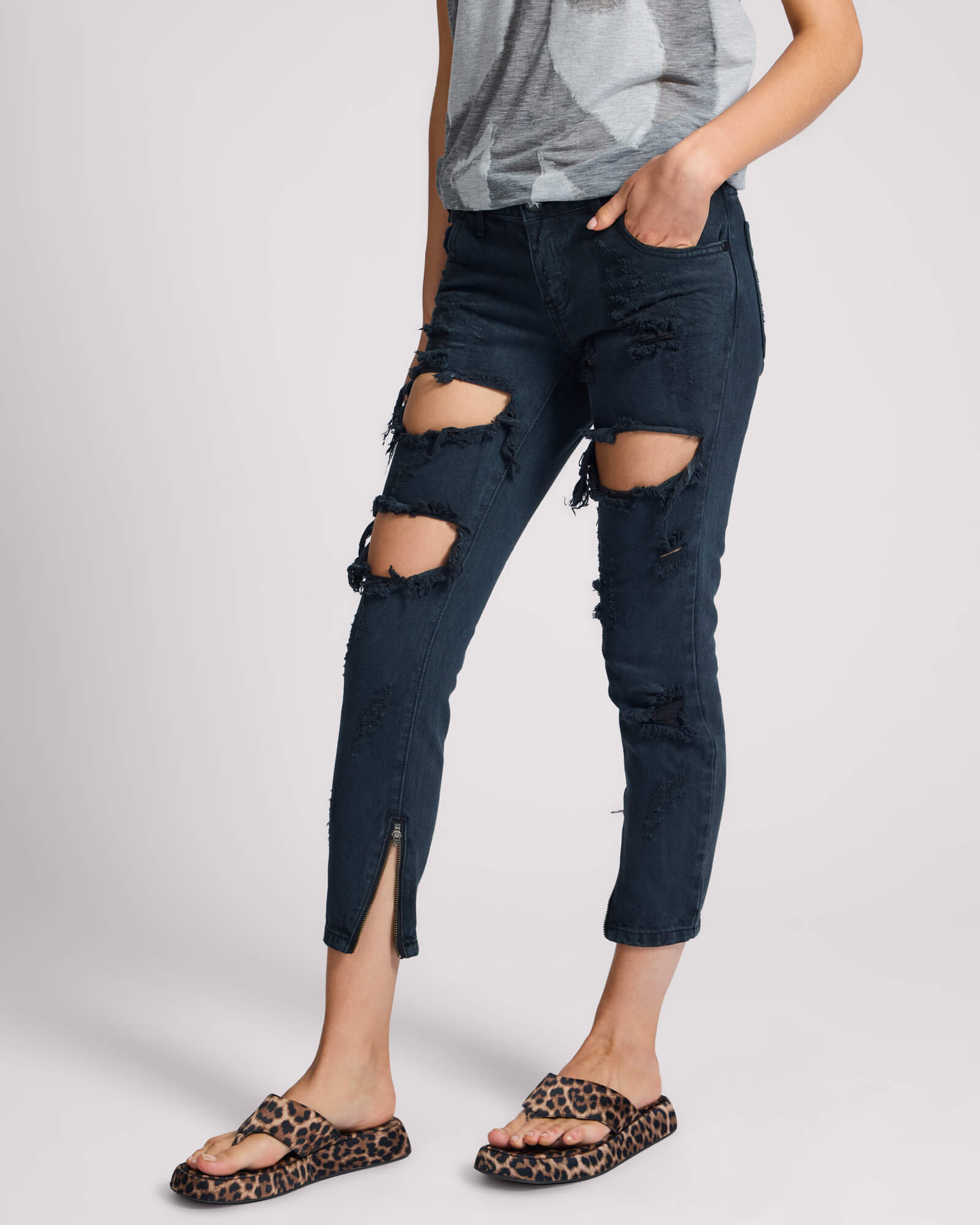 Freebirds Low Waist Rigid Skinny Denim Jeans - V2 | Fox Black