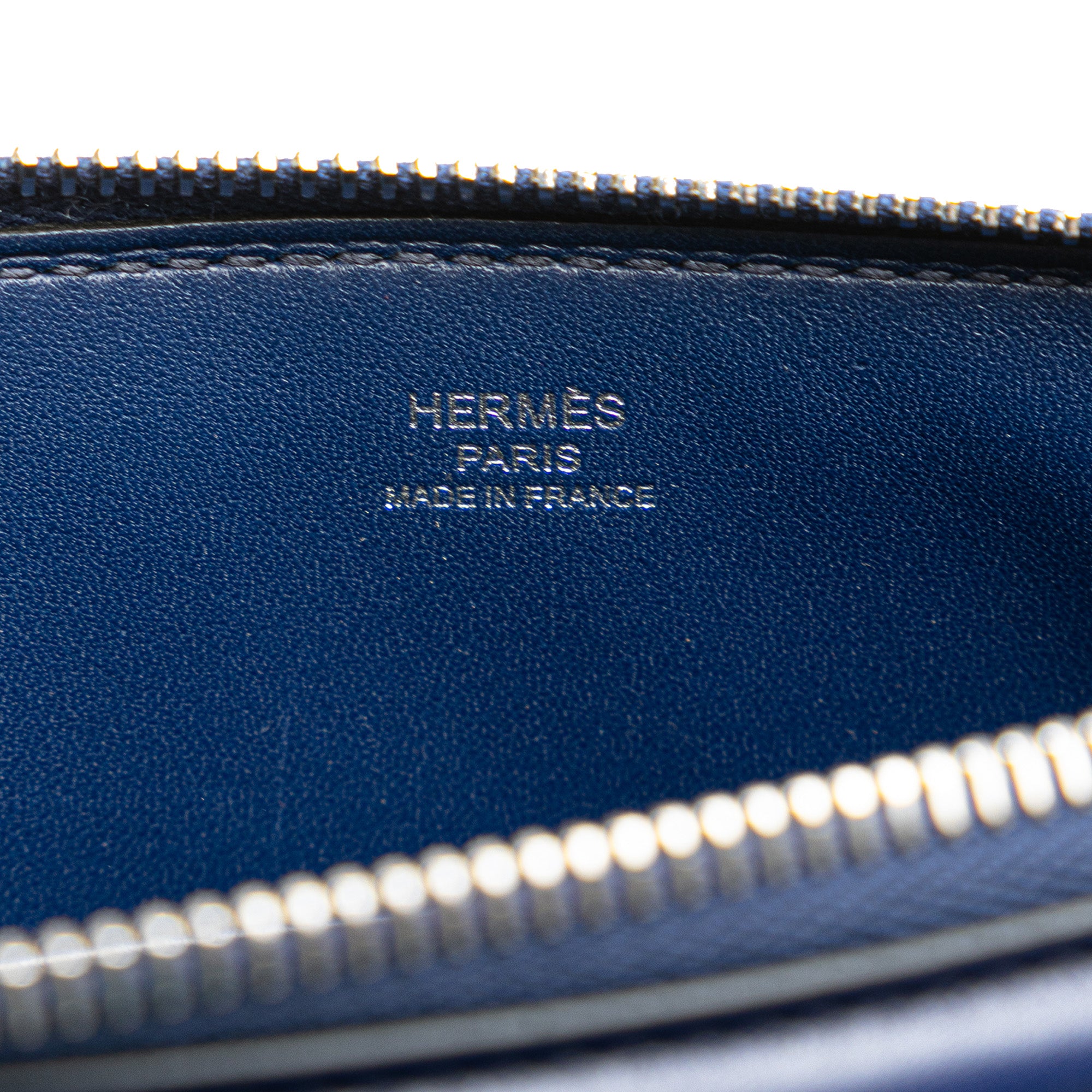 Hermes | Pre-Owned Tadelakt Kelly Cadena Handbag | Blue/Navy