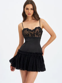 Umra Contrast Lace Sweetheart Gathered Mini Dress | Black