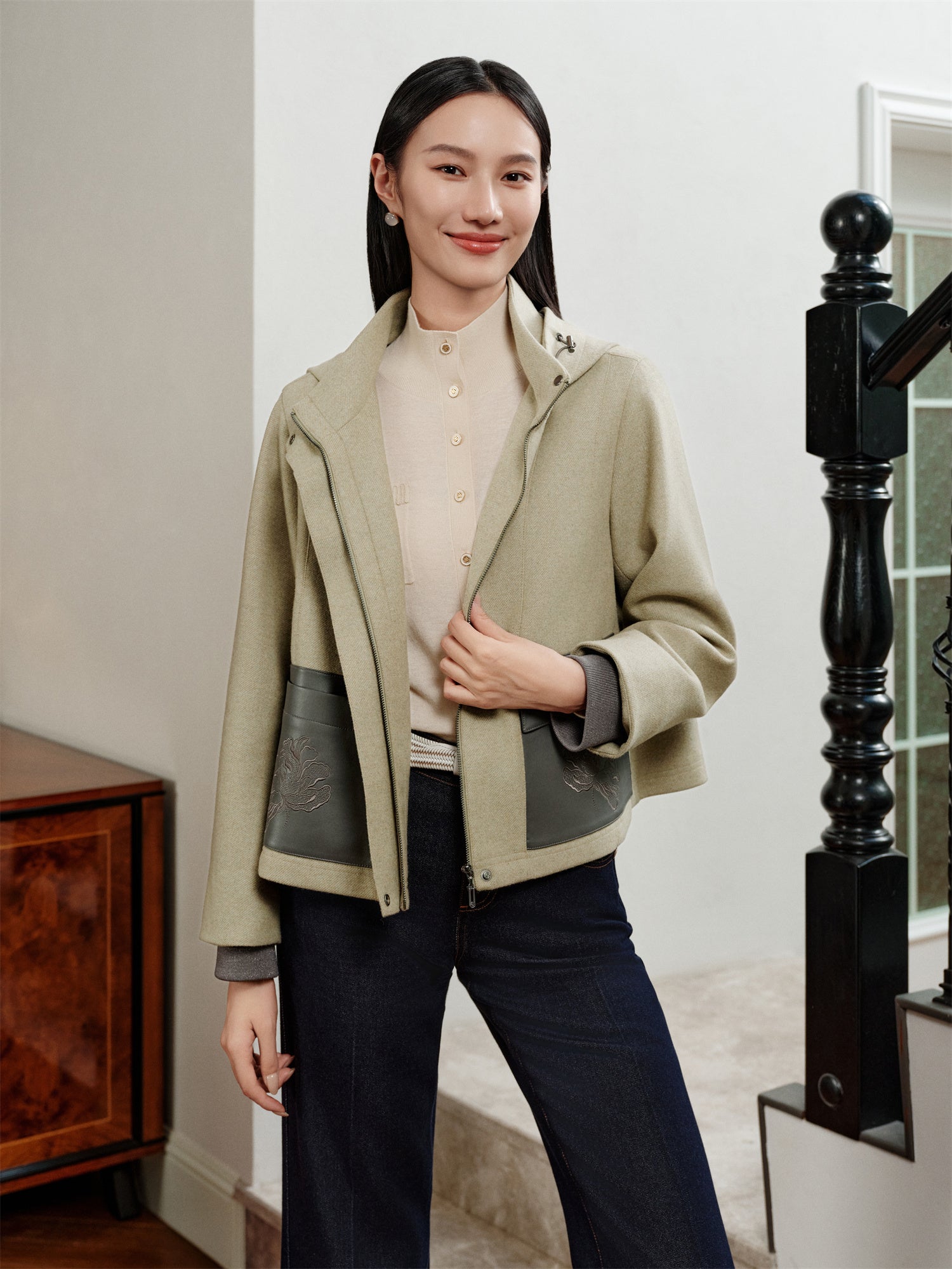 Classic Short Hooded Embroidered Jacket | Green