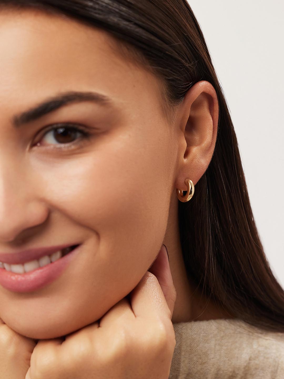 Bold C-Mini Chunky Hoop Earrings | 10K Solid Gold