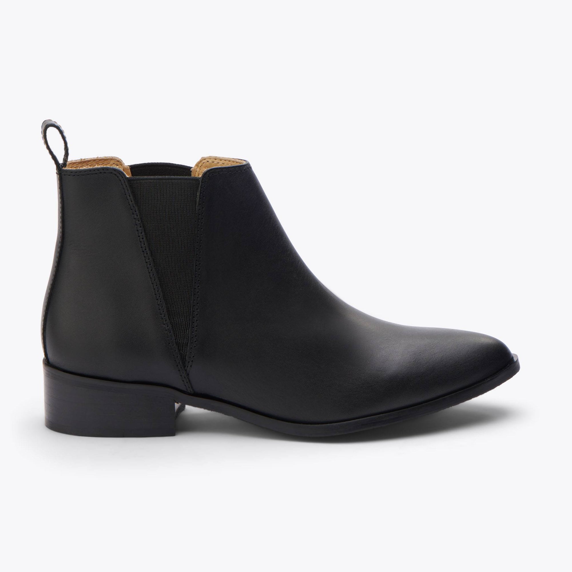 Prodcut image 2 of the Classic Chelsea Commuter Boot Black/Black Nisolo
