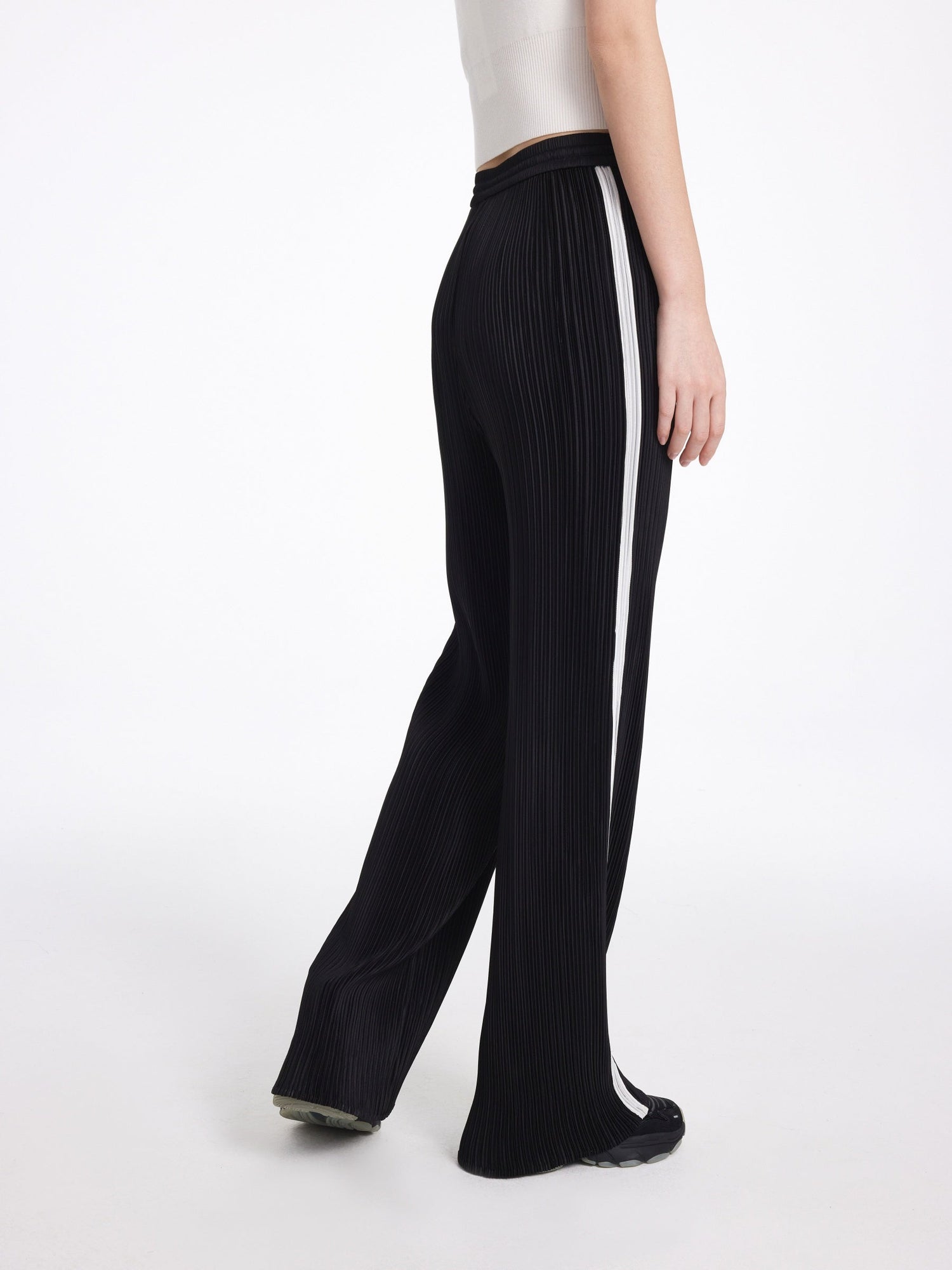 Wide-Leg Straight Pants | Black