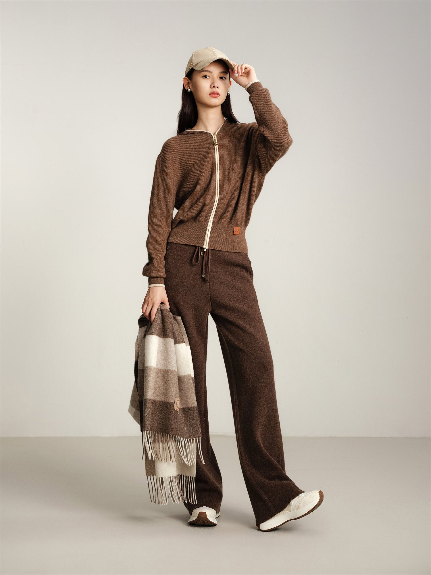 Yak Wool Zippered Hoodie | Brown