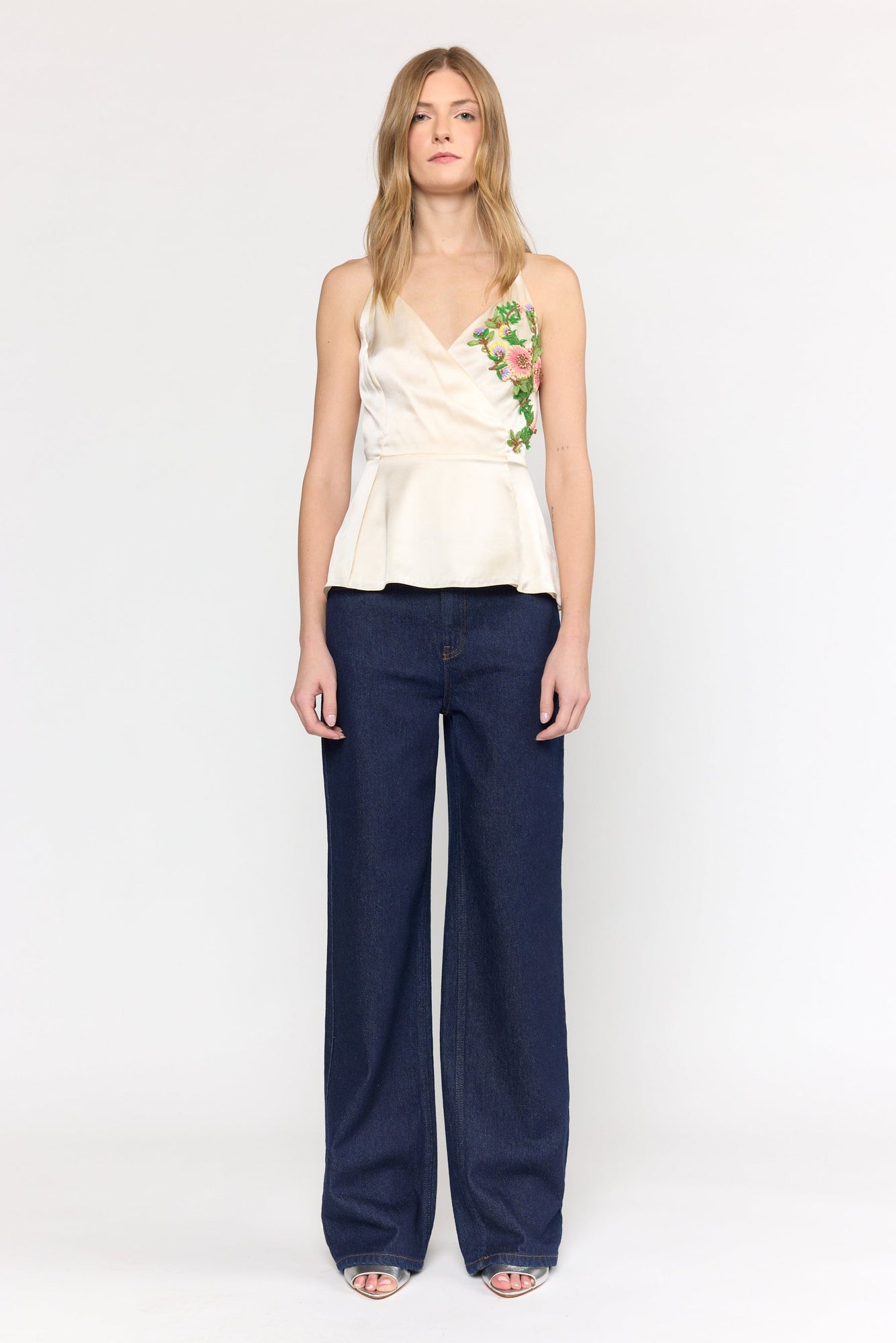 Ariana Top | Garden Embroidery