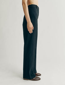 Womens | The Drop-Pocket Trousers in Striated Cotton | Midnight