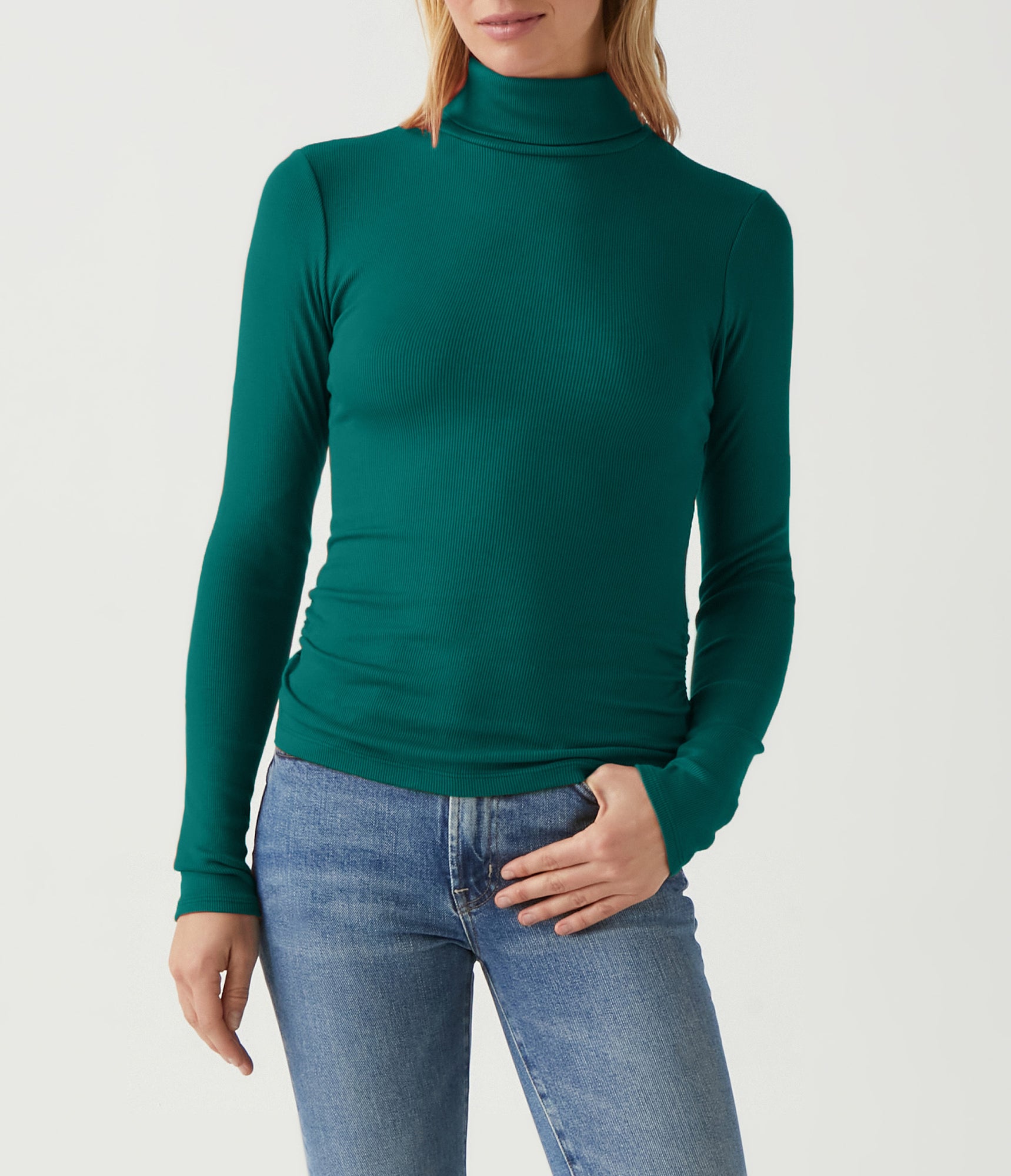 Beck Ruched Turtleneck Tee | Ivy