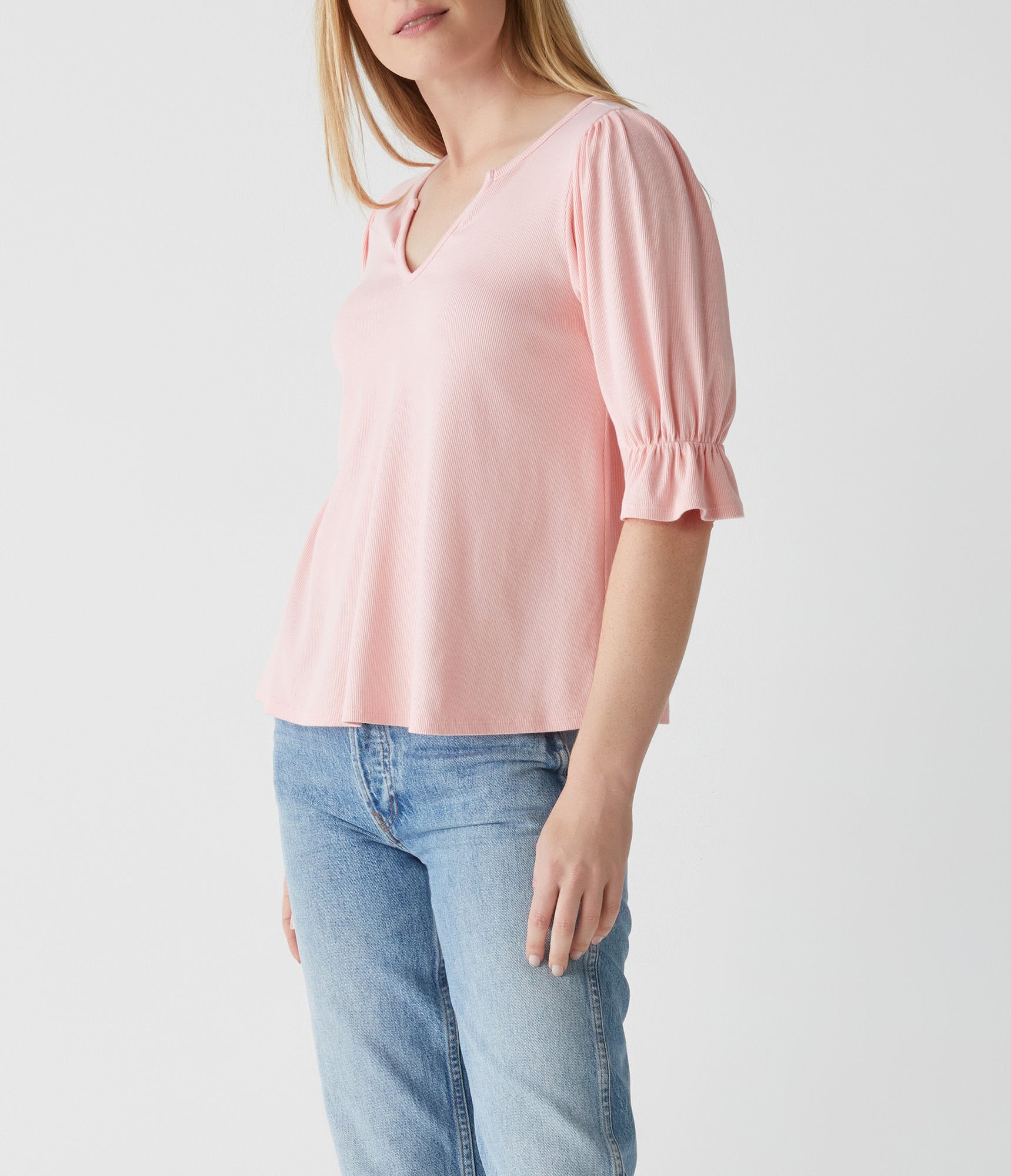 Gillian Split Neck Balloon Sleeve Tee | Grapefruit