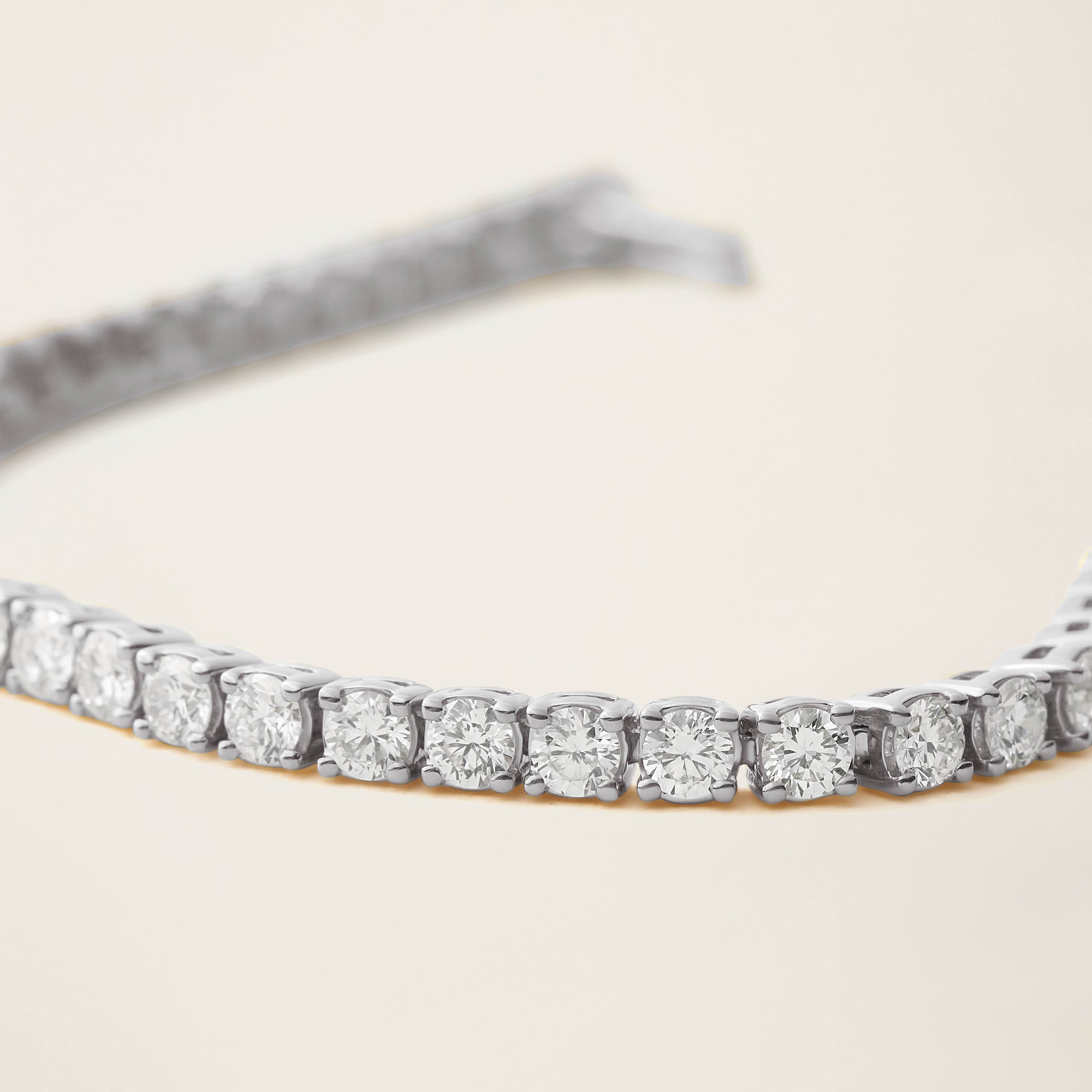 Womens | 18K Solid White Gold | Dalton Tennis Bracelet | 2.3 CTW Diamonds