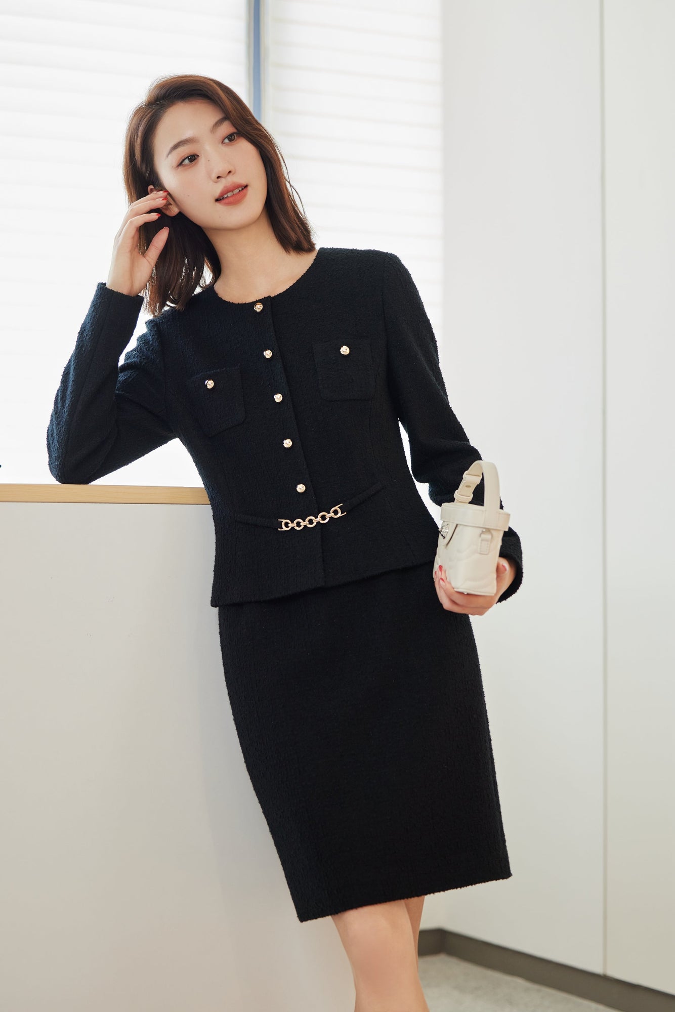 Parisian-style Knit Dress | Black