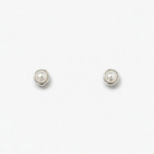 June Earrings | Sterling Silver | Freshwater Pearl