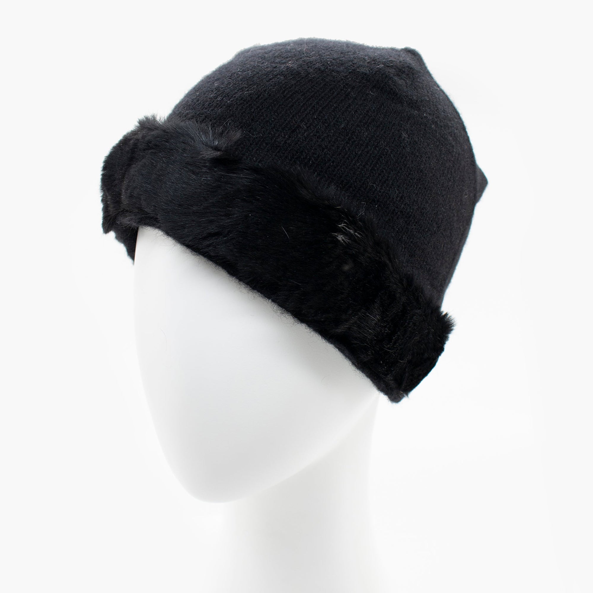 Cashmere Hat With Rabbit Fur Cuff | Black