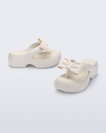 Womens | Free Fuzzy Bow Platform | Beige