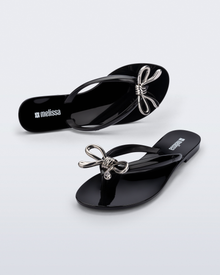 Womens | Harmonic Iris Flip Flop | Black/Silver