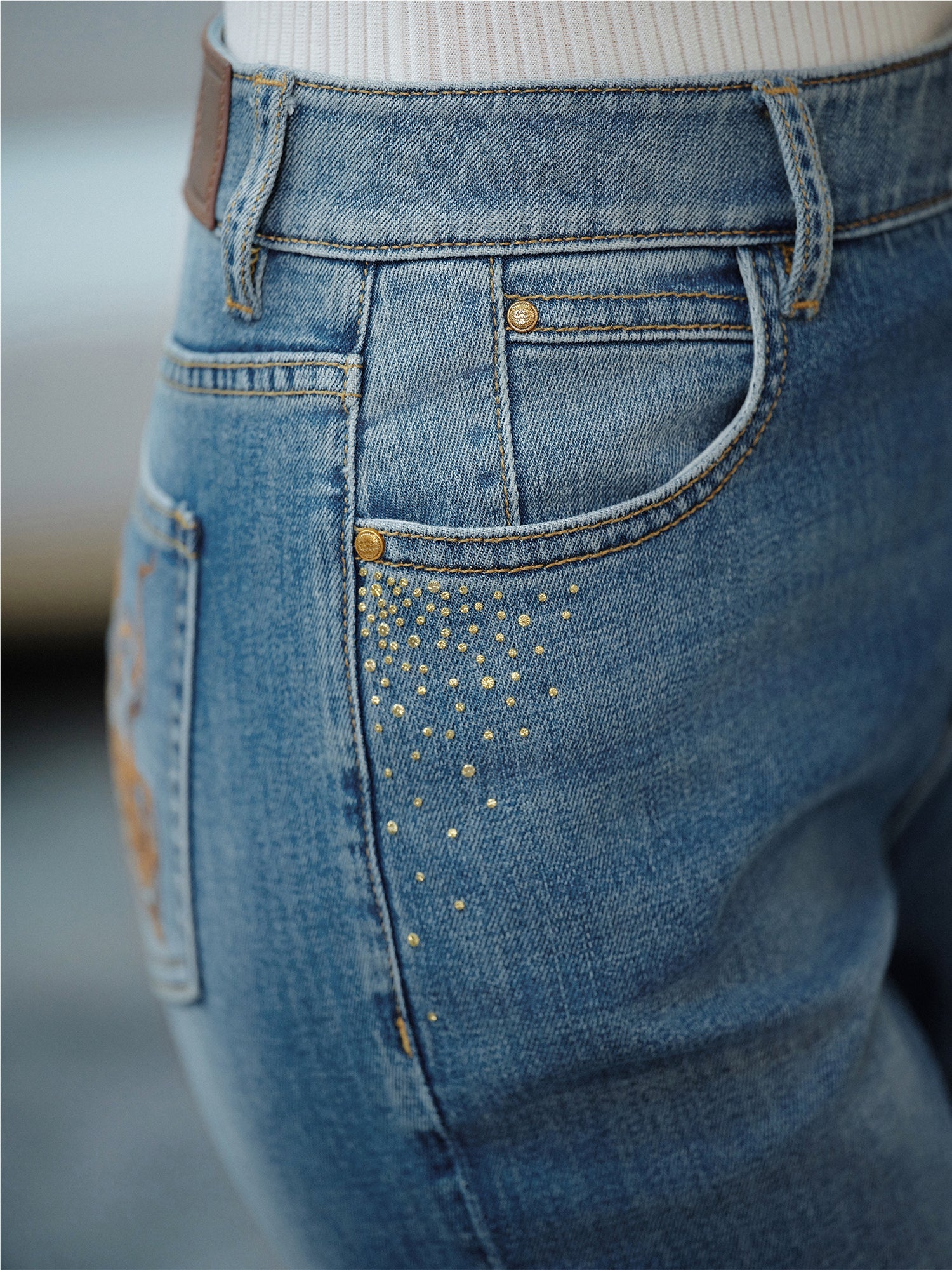 High-Waisted Flared Jeans | Blue