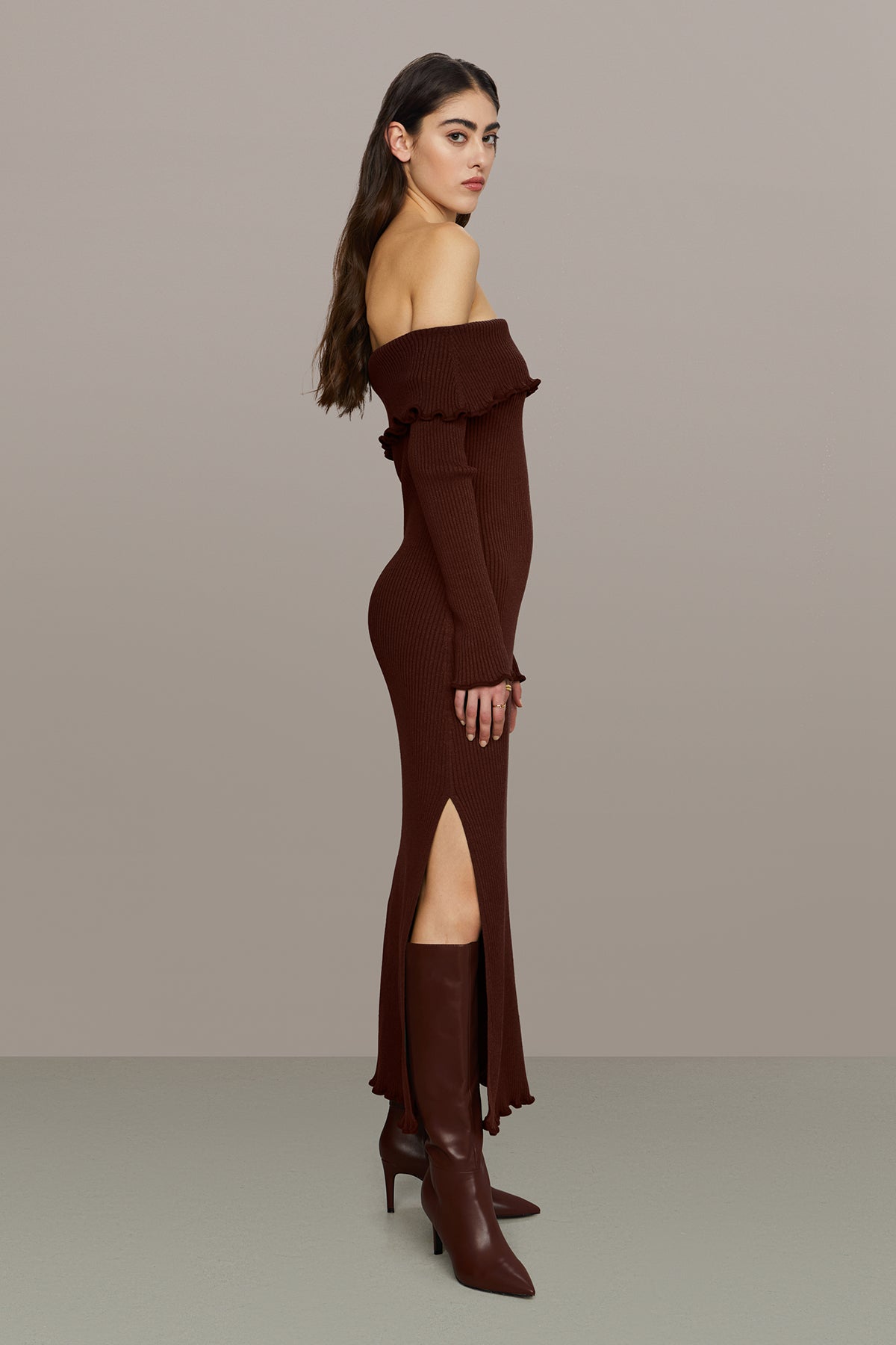 Amur | Meadow Lettuce Edge Midi | Smoky Quartz