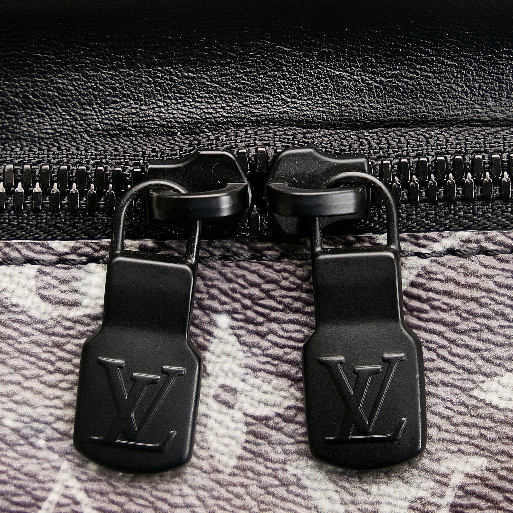 Louis Vuitton | Pre-Owned Monogram Galaxy Discovery Bumbag | Black