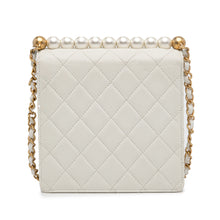 Chanel | Pre-Owned Small Lambskin Chic Pearls Flap | White/Off White