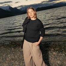 Womens | Mila Cashmere Boxy Crop Sweater | Black