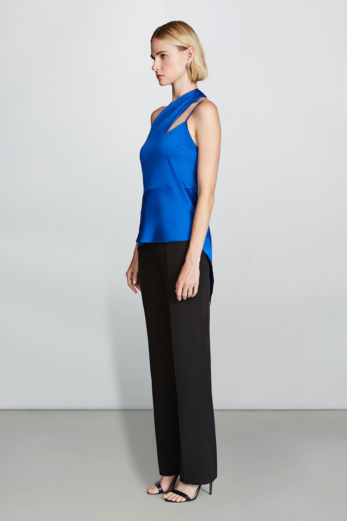 Etochs | Juliette Asymmetric Bias Top | Saphhire