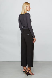 Etochs | Alexis Top | Charcoal