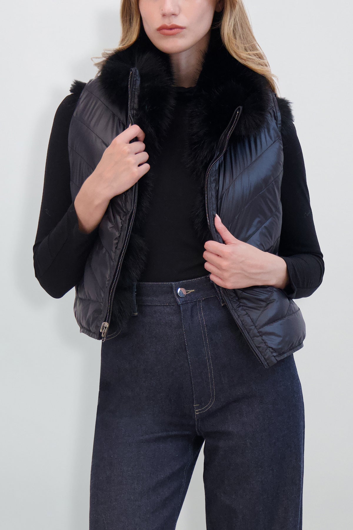 Etochs | Fur-Free Fox Reversible Vest | Black