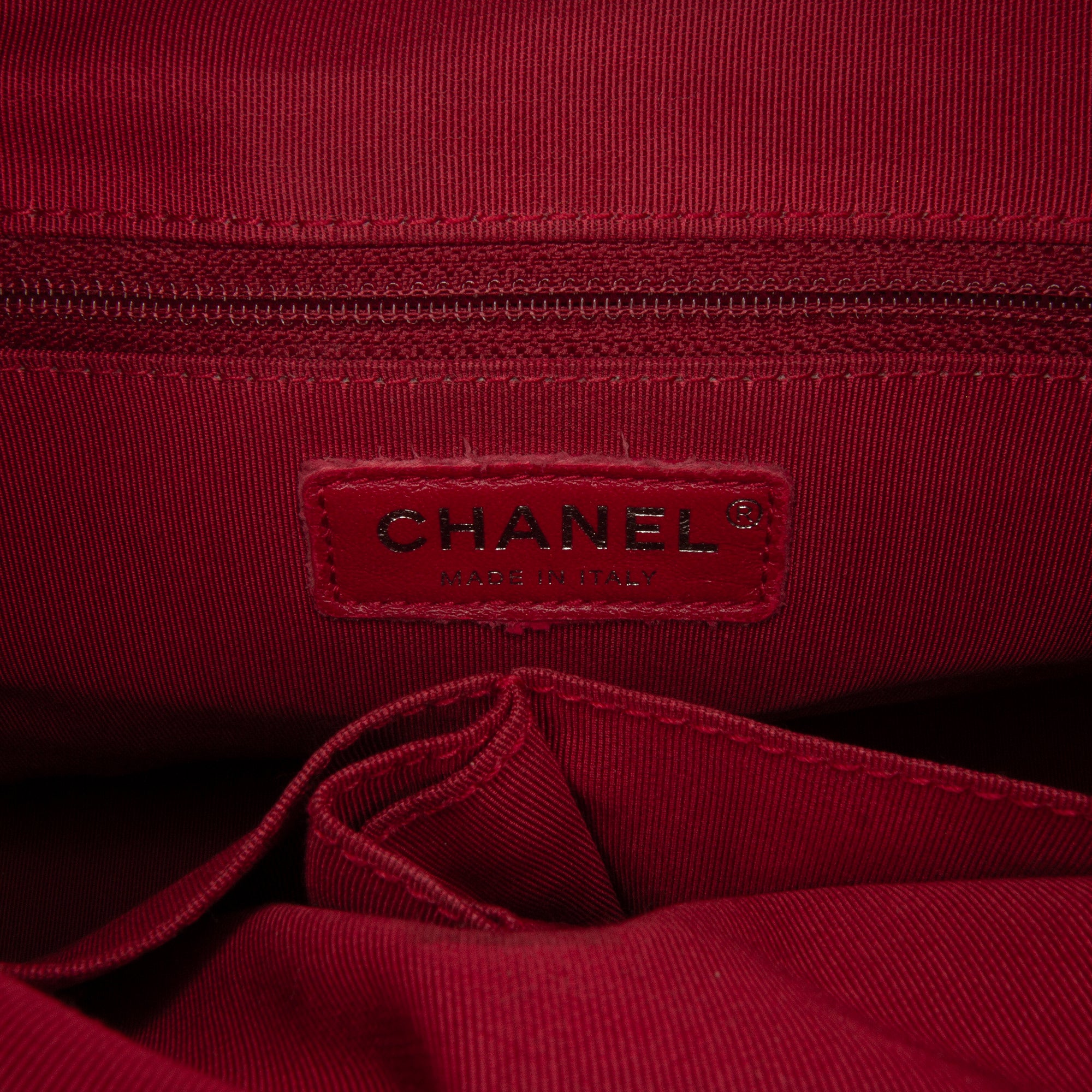 Chanel | Pre-Owned Medium Bicolor Lambskin Gabrielle Crossbody - I | Brown/Beige