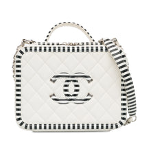 Chanel | Pre-Owned Medium Caviar CC Filigree Vanity Case | White