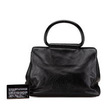 Chanel | Pre-Owned CC Lambskin Tortoise Handle Tote | Black