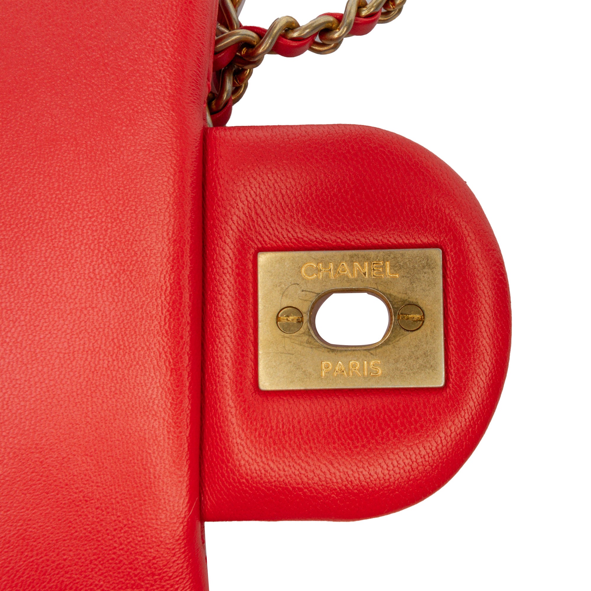 Chanel | Pre-Owned Mini Square Classic Lambskin Pearl Crush Single Flap | Red
