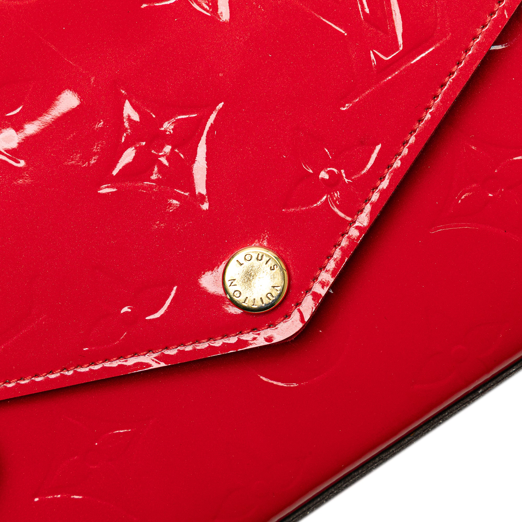 Louis Vuitton | Pre-Owned Monogram Vernis Pochette Felicie | Red