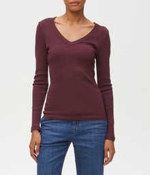 Layla V-Neck Tee | Auburn