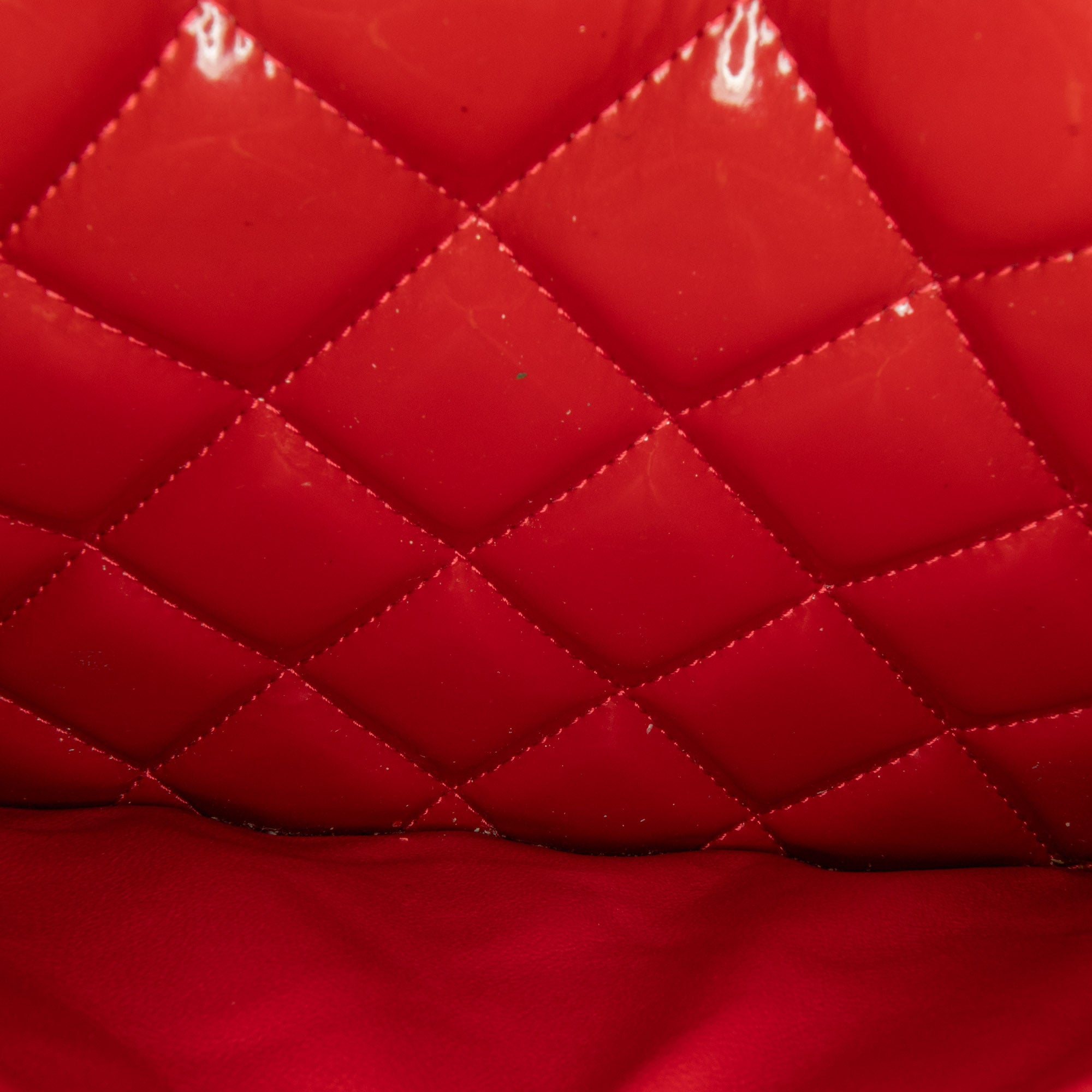 Chanel | Pre-Owned Jumbo Classic Patent Double Flap | Red