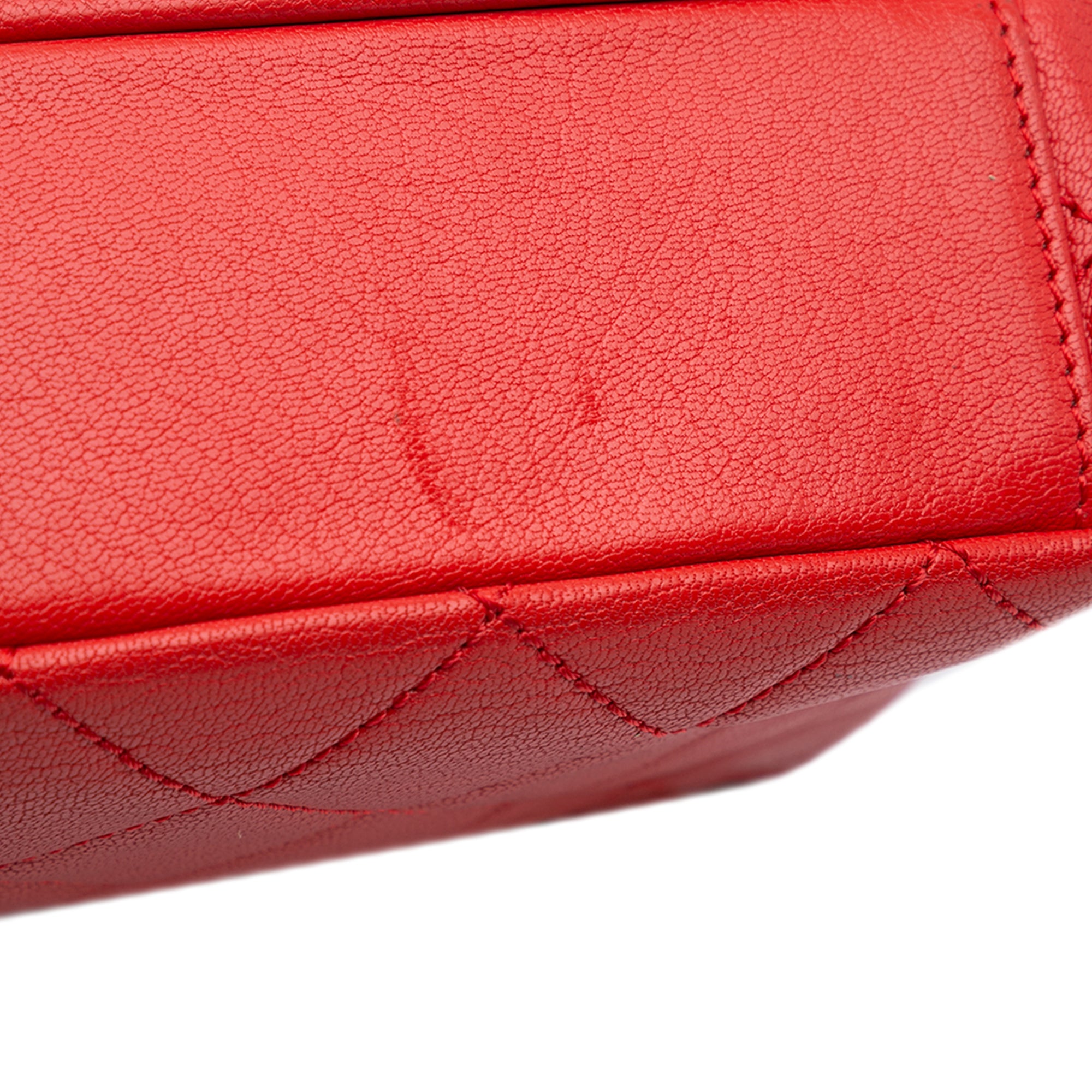 Chanel | Pre-Owned Small Quilted Goatskin Double Carry Waist Chain Flap - II | Red