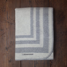 Montauk Throw | Ivory / Light Grey