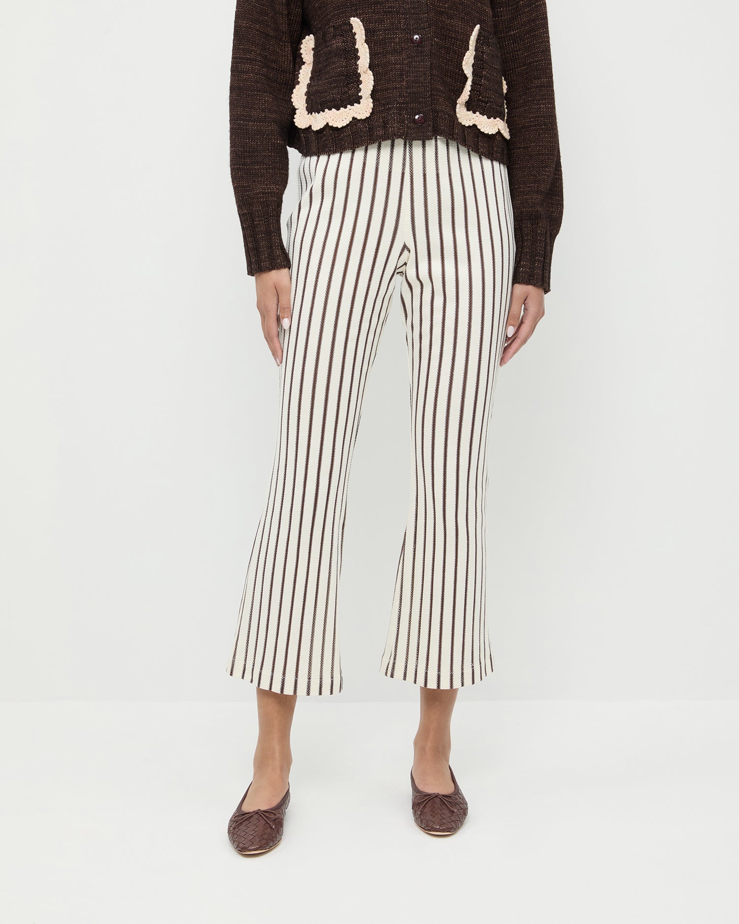 Color: Brown Stripe