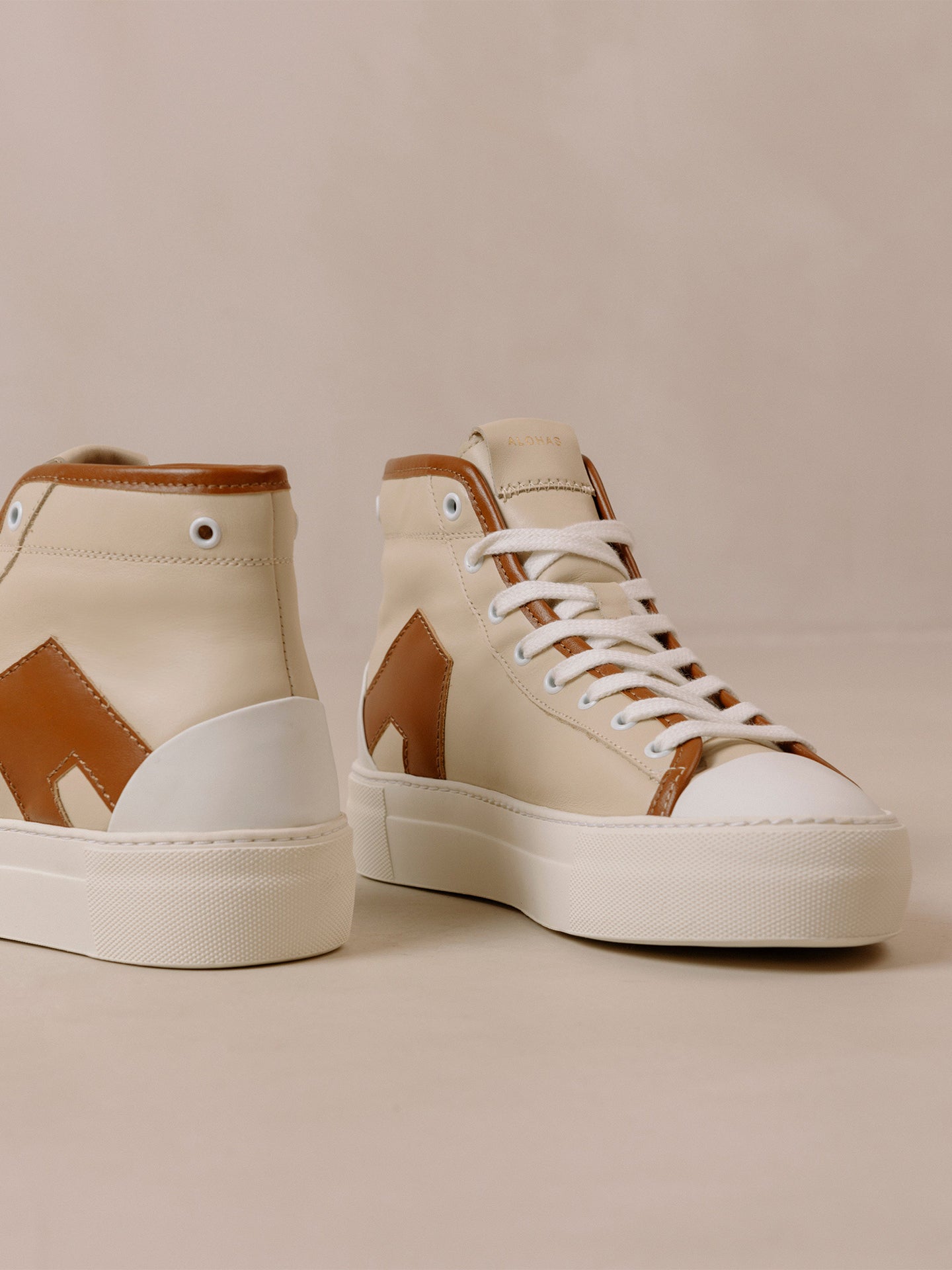 TB.35 Sneaker | Cookie