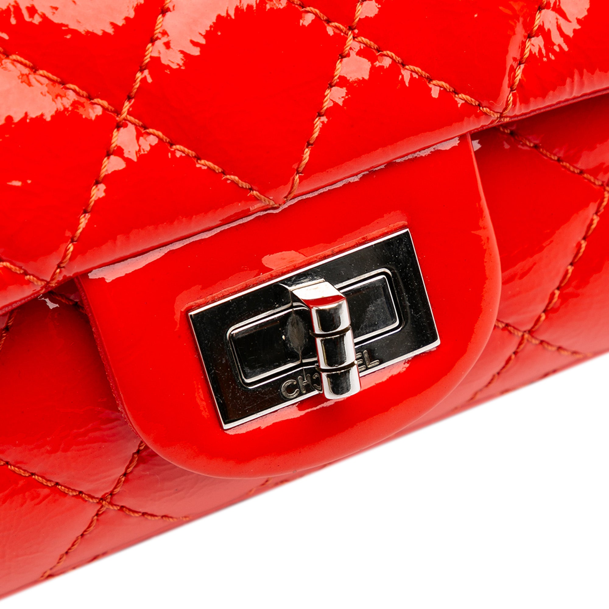 Chanel | Pre-Owned Reissue 2.55 Patent Double Flap 225 | Red