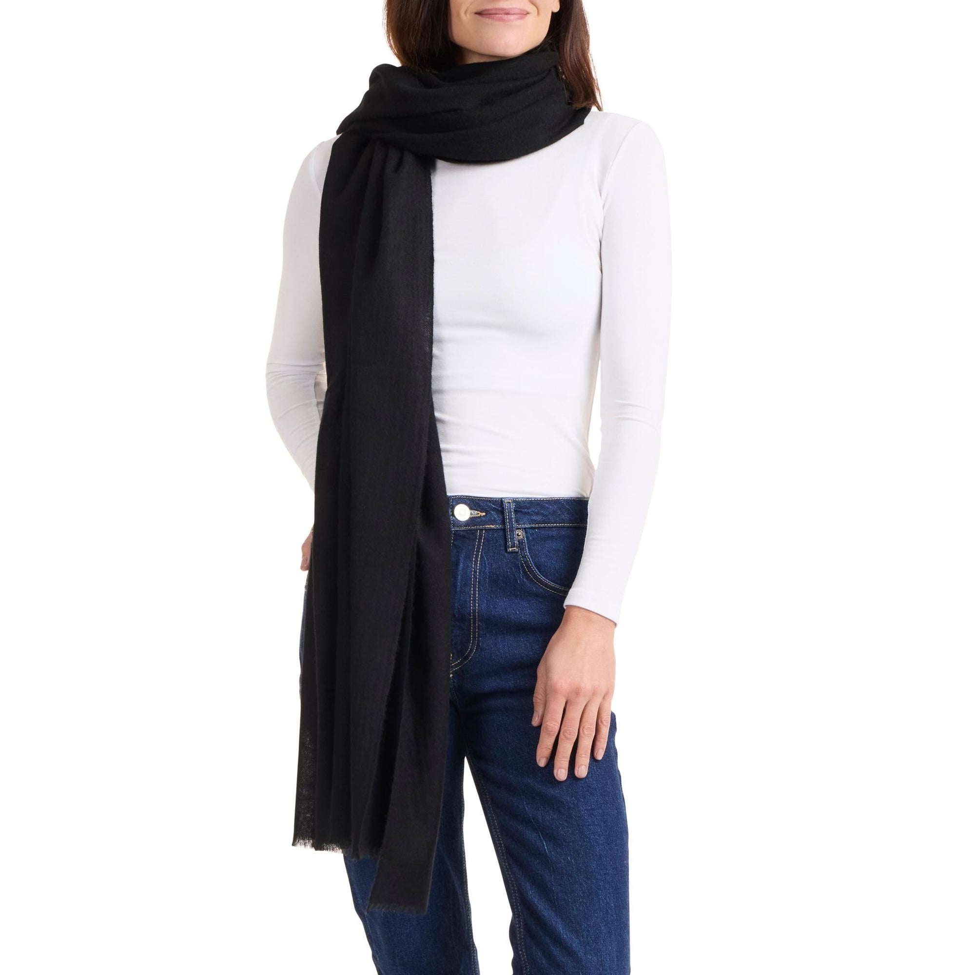 Amicale Cashmere | Women | Women's Wrap | Black
