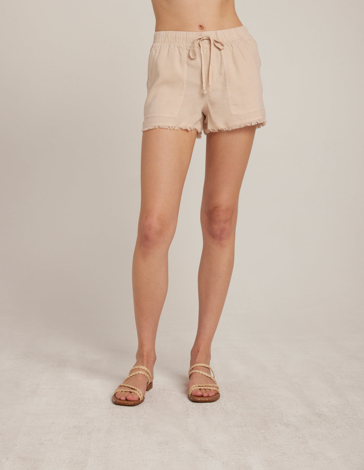 Frayed Hem Pocket Short | Soft Tan