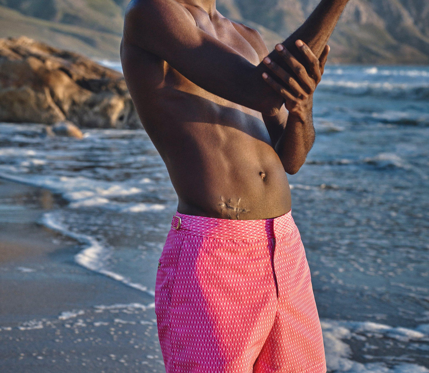 Bulldog Geo Pointpart Mid-Length Swim Shorts | Wham/White