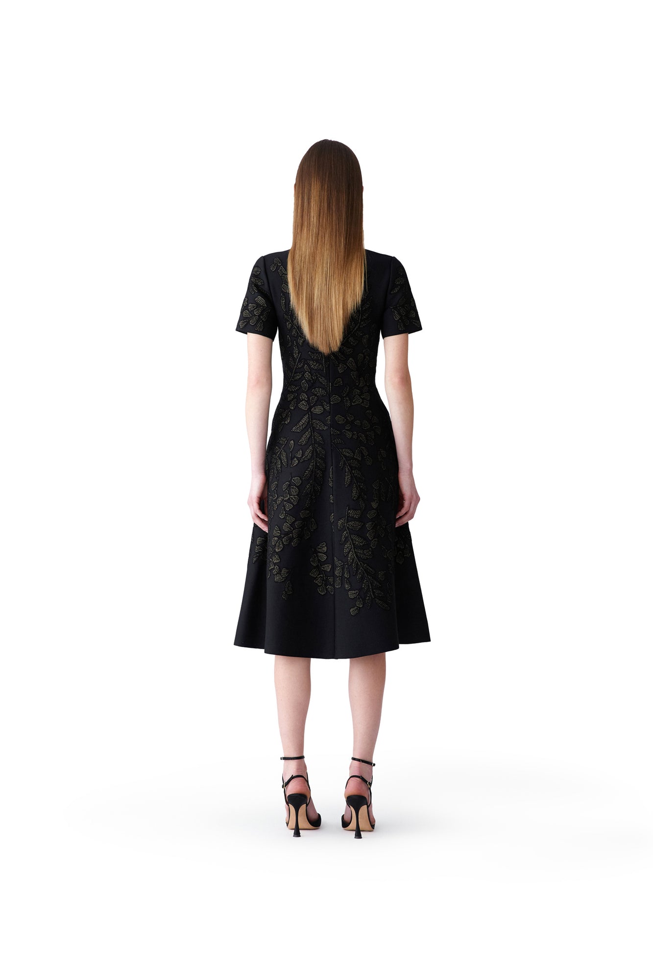 Short Sleeve Crewneck Flare Dress | Black/Gold